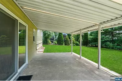 13 Lake Drive, Westwood, NJ 07675 - Photo 4