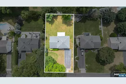 13 Lake Drive, Westwood, NJ 07675 - Photo 6