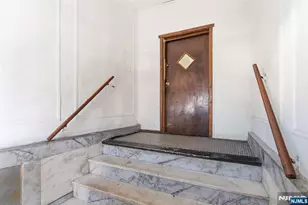 318 Ellery Ave, Newark, NJ 07106 - Photo 4
