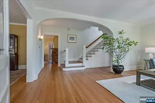 41 Oakwood Ave, Montclair, NJ 07043 - Photo 8