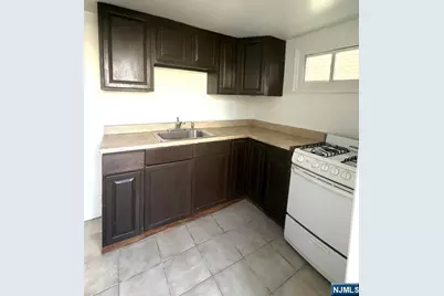 185 Hudson Street, Hackensack, NJ 07601 - Photo 4