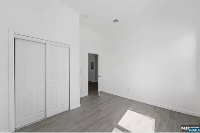 7 Prospect Terrace, East Orange, NJ 07017 - Photo 6