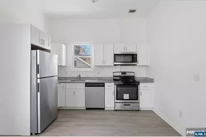 7 Prospect Terrace, East Orange, NJ 07017 - Photo 8