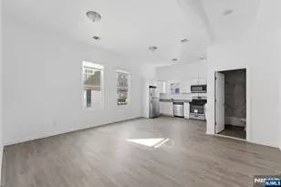 7 Prospect Terrace, East Orange, NJ 07017 - Photo 28