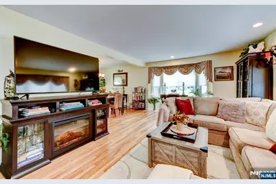 18 Dockery Drive 164 #164, West Orange Township, NJ 07052 - Photo 8