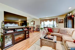 18 Dockery Dr 164, West Orange Township, NJ 07052 - Photo 8