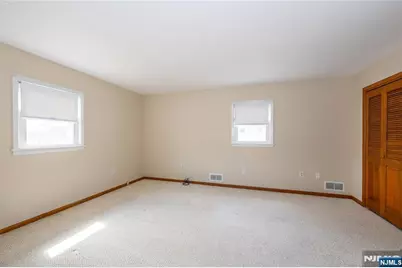 293 Maitland Avenue, Paterson, NJ 07502 - Photo 18