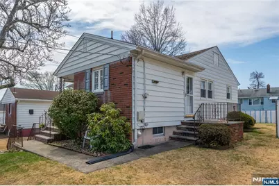 293 Maitland Avenue, Paterson, NJ 07502 - Photo 32