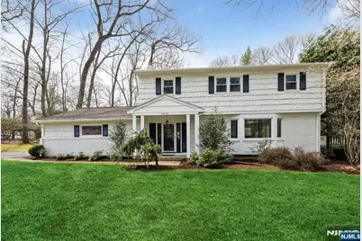 44 Deerfield Terrace, Mahwah, NJ 07430 - Photo 2