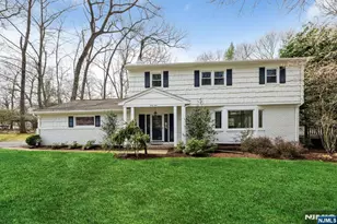 44 Deerfield Terrace, Mahwah, NJ 07430 - Photo 2