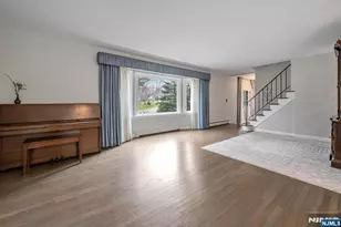 44 Deerfield Terrace, Mahwah, NJ 07430 - Photo 8