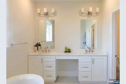 21 Muirfield Lane, River Vale Township, NJ 07675 - Photo 12