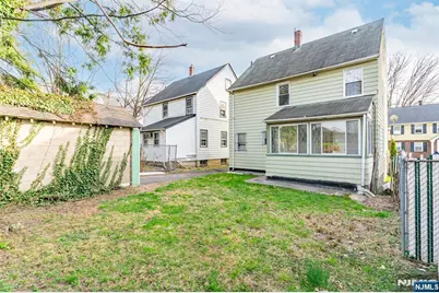 327 Field Place, Hillside, NJ 07205 - Photo 18