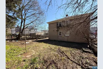 810 18th Avenue, Irvington, NJ 07111 - Photo 6