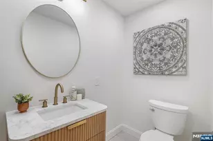 183 Wyckoff Ave, Wyckoff Township, NJ 07481 - Photo 16