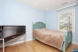 10 Chris Ct, Fair Lawn, NJ 07410 - Photo 28
