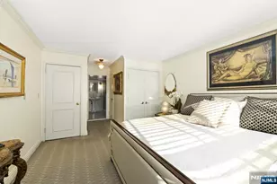 200 Grand Cove Way 3L, Edgewater, NJ 07020 - Photo 20
