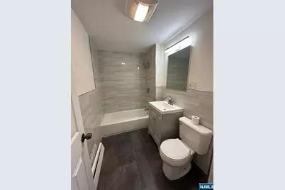 402 N 3rd Street, East Newark, NJ 07029 - Photo 8