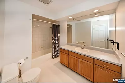 47 Bentley Drive, Franklin Lakes, NJ 07417 - Photo 20