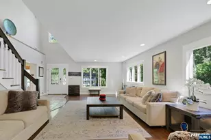 962 Pines Terrace, Franklin Lakes, NJ 07417 - Photo 4