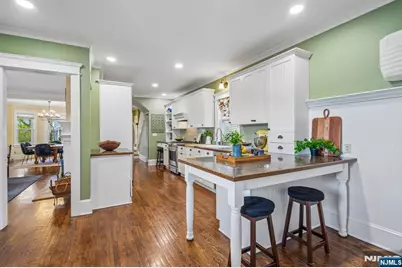 110 Sherman Place, Maplewood, NJ 07040 - Photo 16