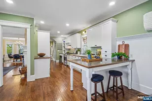 110 Sherman Pl, Maplewood, NJ 07040 - Photo 16