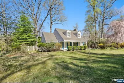 162 Anderson Avenue, Closter, NJ 07624 - Photo 2