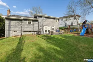 1073 Allessandrini Ave, New Milford, NJ 07646 - Photo 24