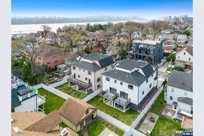 49 Lincoln Avenue, Cliffside Park, NJ 07010 - Photo 48