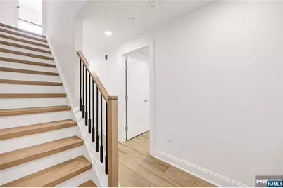 49 Lincoln Avenue, Cliffside Park, NJ 07010 - Photo 18