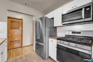 61 Eastern Way 3, Rutherford, NJ 07070 - Photo 10