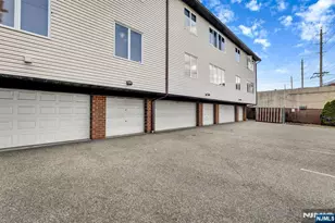 61 Eastern Way 3, Rutherford, NJ 07070 - Photo 24