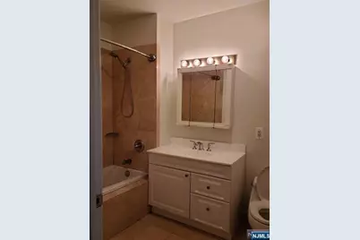 323 Willow Street 3M #3M, Teaneck Township, NJ 07666 - Photo 8
