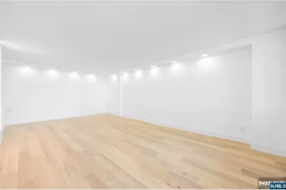200 Winston 2417 #2417, Cliffside Park, NJ 07010 - Photo 10