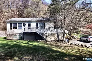 32 Panorama Dr, Sussex, NJ 07461 - Photo 4