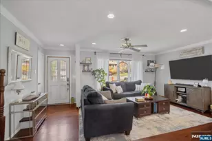 11 Westland Rd, Verona, NJ 07044 - Photo 6