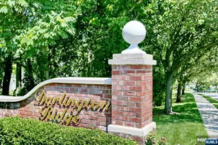 1093 Ash Dr, Mahwah, NJ 07430 - Photo 2