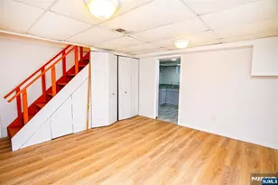 352 Billington Rd, Teaneck Township, NJ 07666 - Photo 30