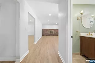 3 Osborne Ct, Mahwah, NJ 07430 - Photo 16