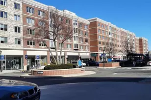 2301 City Pl, Edgewater, NJ 07020 - Photo 2