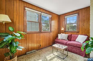 321 Kenilworth Rd, Ridgewood, NJ 07450 - Photo 12