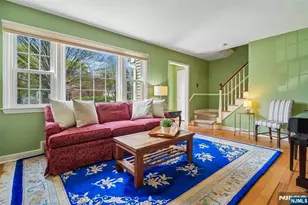 321 Kenilworth Rd, Ridgewood, NJ 07450 - Photo 6