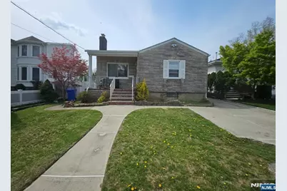 431 Terhune Avenue, Paramus, NJ 07652 - Photo 1