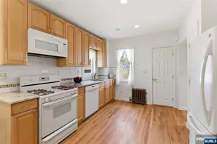 64 Davis Ave, Hackensack, NJ 07601 - Photo 10