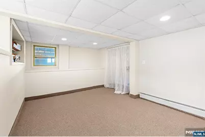 70 Harrison Lane, Bloomingdale, NJ 07403 - Photo 30