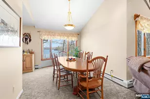 70 Harrison Ln, Bloomingdale, NJ 07403 - Photo 16