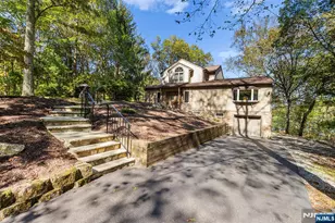 70 Harrison Ln, Bloomingdale, NJ 07403 - Photo 44