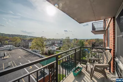 300 Main Street 704 #704, Little Falls Township, NJ 07424 - Photo 8