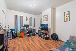 80 Pennington St, Paterson, NJ 07501 - Photo 4