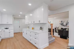 150 Hansbury Ave, Newark, NJ 07112 - Photo 8